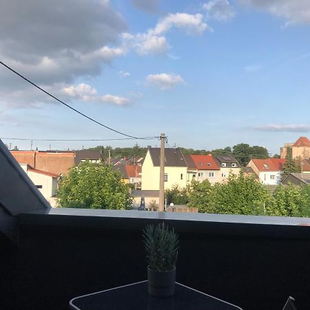 Apartment Mit Dachloggia ซาร์ลุย ภายนอก รูปภาพ