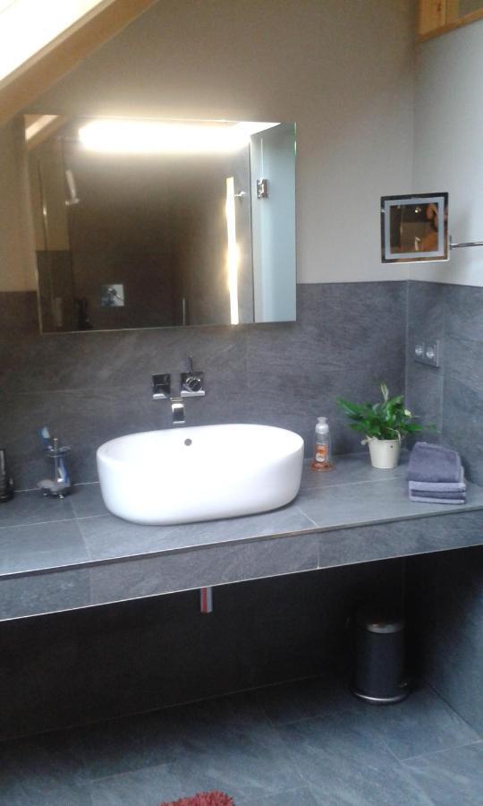 Apartment Mit Dachloggia ซาร์ลุย ภายนอก รูปภาพ