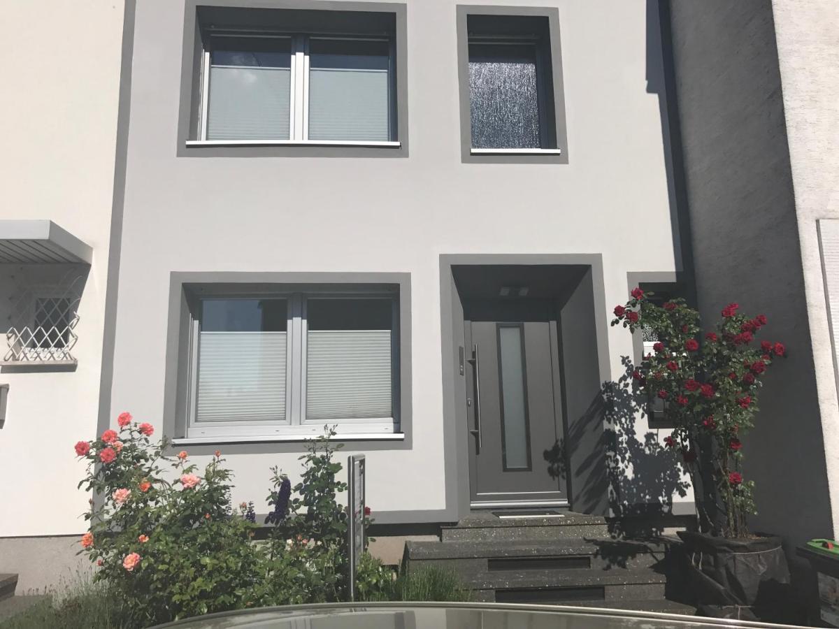 Apartment Mit Dachloggia ซาร์ลุย ภายนอก รูปภาพ